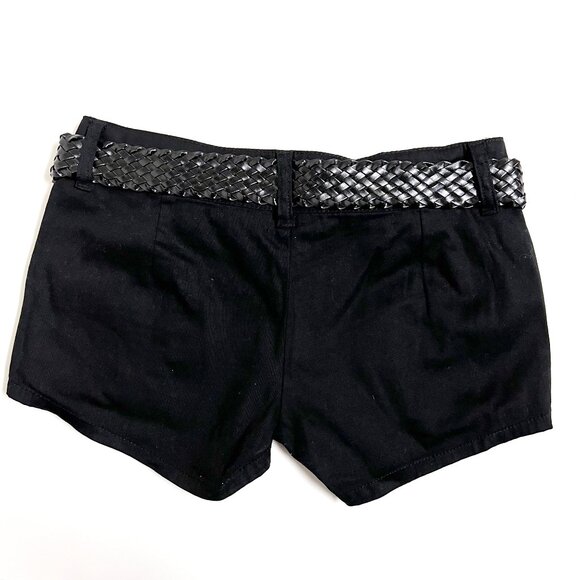 Bongo Black Shorts with Belt (size 5) - Picture 2 of 6